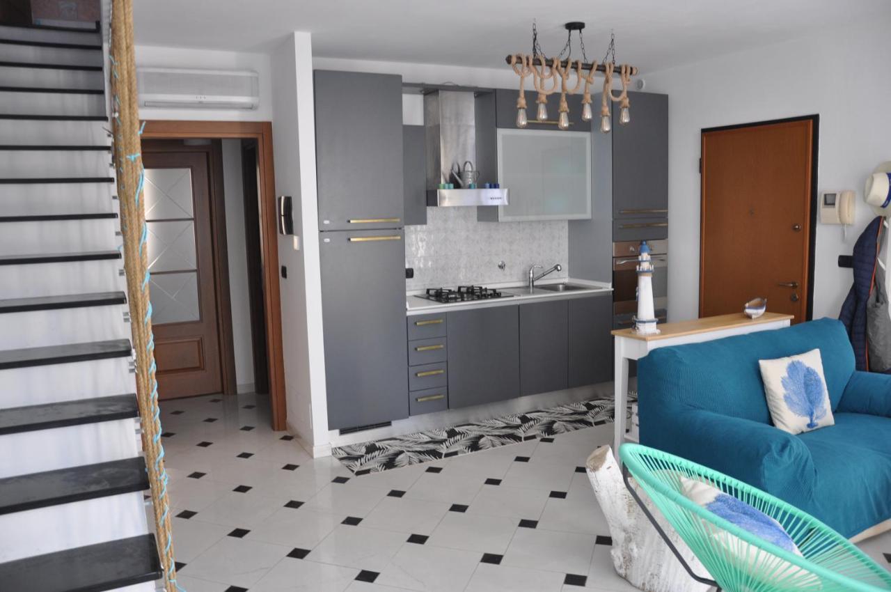 Appartamento Villa Rita A 100 M Dal Mare! Vallecrosia Exterior foto
